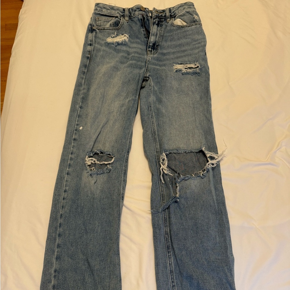 PacSun 90s boyfriend jeans with rips
